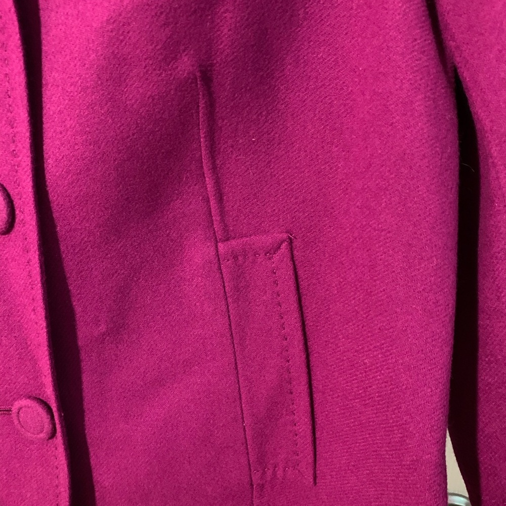 Talbots magenta jacket…..excellent condition! - Picture 4 of 8